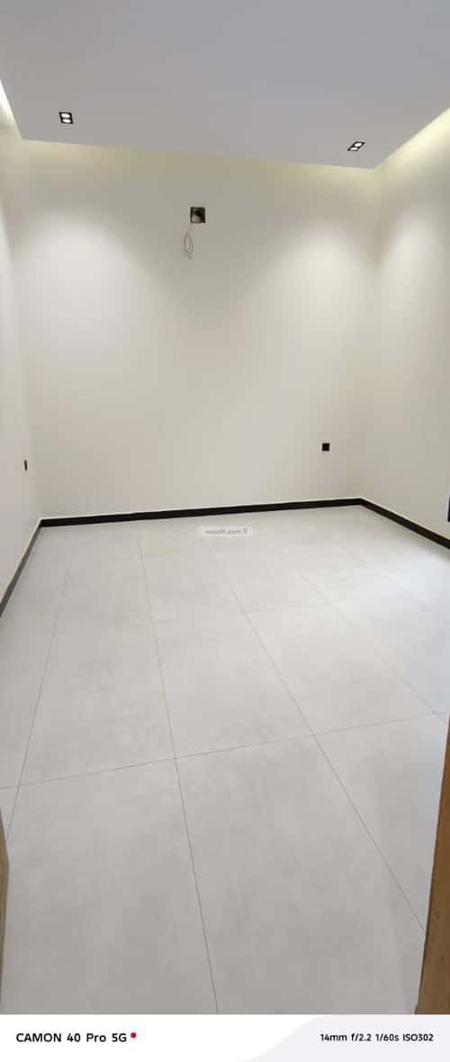 Villa 171 SQM Facing East on 20m Width Street Al-Janadriyah, East Riyadh, Riyadh