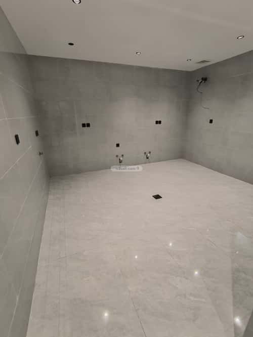 Villa 300 SQM Facing North on 15m Width Street Al Rahmanyah, East Jeddah, Jeddah