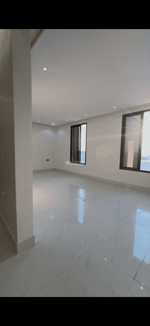 5 bedroom floor in Al Bayan