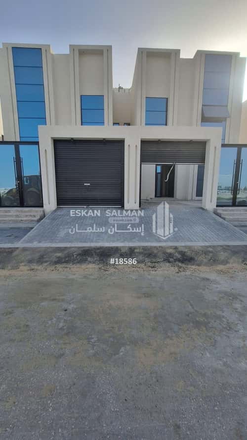 فيلا 260 متر مربع شمالية على شارع 20م الشروق، الدمام