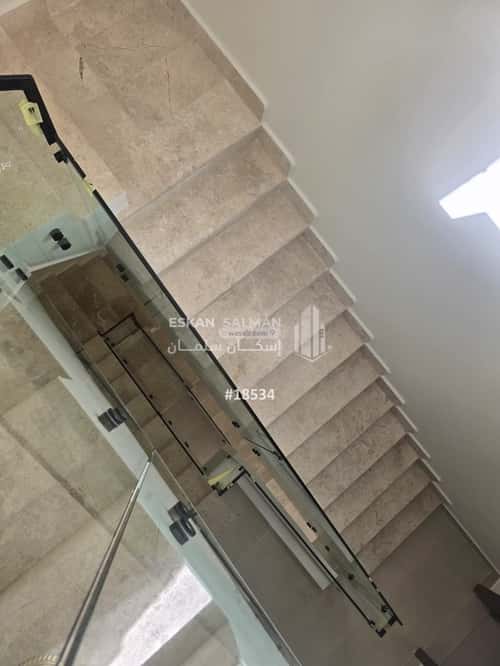 فيلا 264 متر مربع شرقية على شارع 18م النهضة، شرق الرياض، الرياض