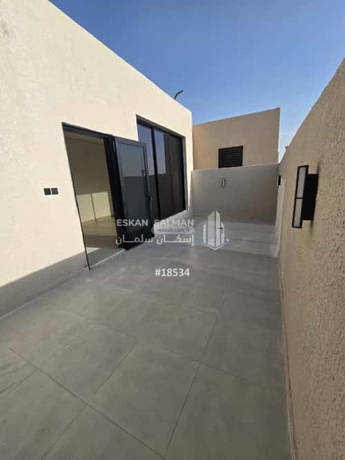 فيلا 264 متر مربع شرقية على شارع 18م النهضة، شرق الرياض، الرياض