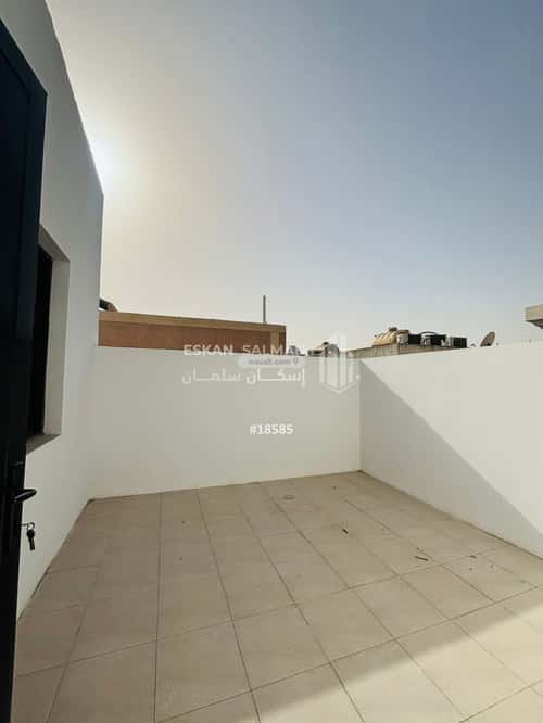 فيلا 400 متر مربع شرقية على شارع 15م طيبة، الدمام