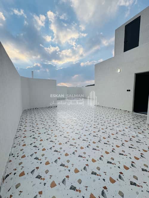 Villa 420 SQM Facing South West on 20m Width Street Al Rahab, Alttayif