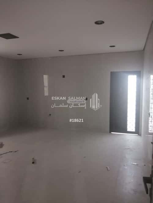 Villa 314 SQM Facing North on 30m Width Street Al Aziziyah - Al Jubail, Jubail