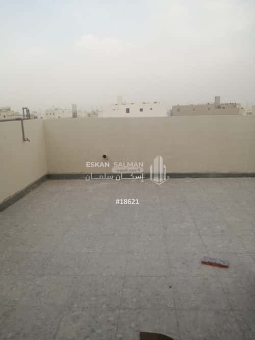 فيلا 314 متر مربع شمالية على شارع 30م العزيزية، الجبيل