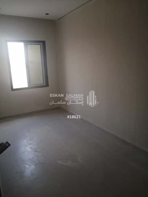 فيلا 314 متر مربع شمالية على شارع 30م العزيزية، الجبيل