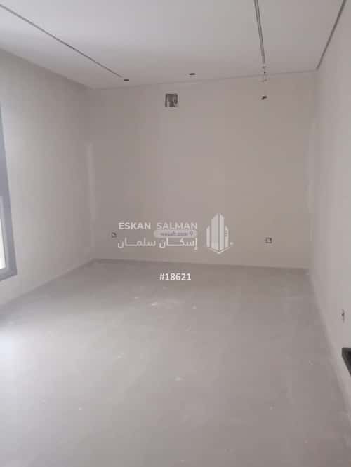 Villa 314 SQM Facing North on 30m Width Street Al Aziziyah - Al Jubail, Jubail