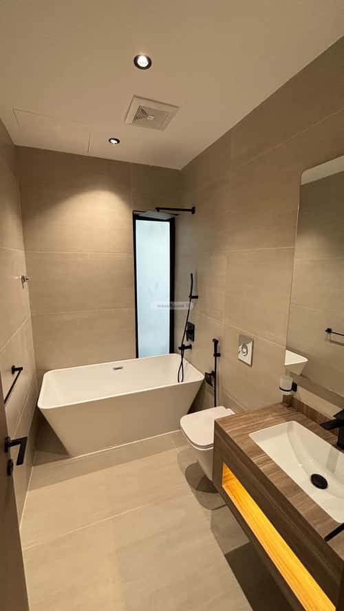 Apartment with 5 Bedrooms Haya Al-Ranoona, Madinah