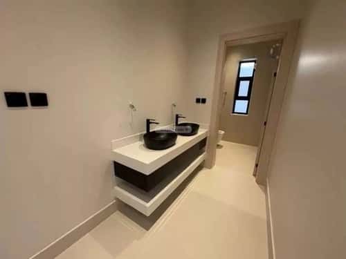 فيلا 399 متر مربع جنوبية شرقية على شارع 18م الشاطئ الغربي، الدمام