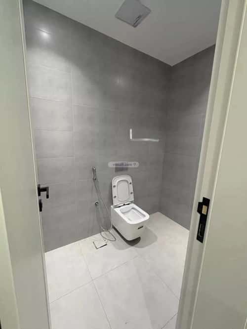 شقة ب 4 غرف البحر، الخبر