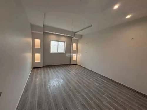 فيلا 252 متر مربع شمالية على شارع 15م عبدالله فؤاد، الدمام