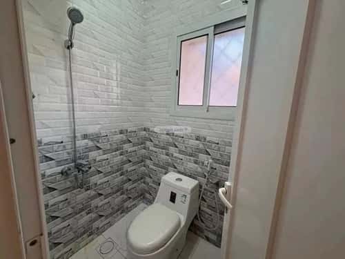 فيلا 252 متر مربع شمالية على شارع 15م عبدالله فؤاد، الدمام