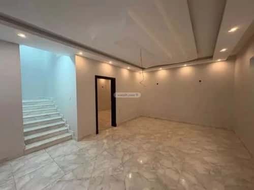 فيلا 252 متر مربع شمالية على شارع 15م عبدالله فؤاد، الدمام