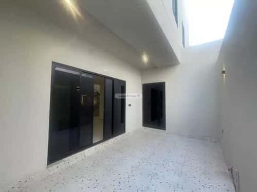 فيلا 426 متر مربع شمالية على شارع 18م الشاطئ الغربي، الدمام