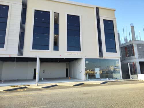 Building 566 SQM Facing South Al-Mahdiyah, West Riyadh, Riyadh