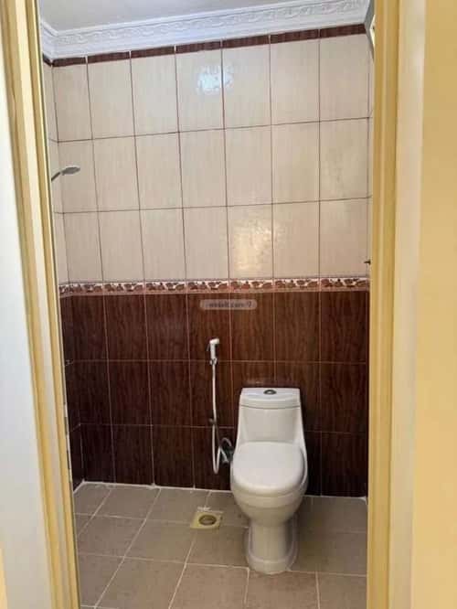 فيلا 200 متر مربع واجهة جنوبية ب 7 غرف طيبة، الدمام