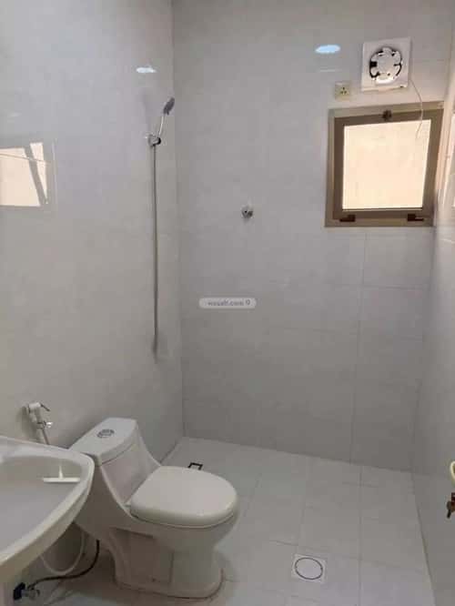 فيلا 200 متر مربع واجهة جنوبية ب 7 غرف طيبة، الدمام