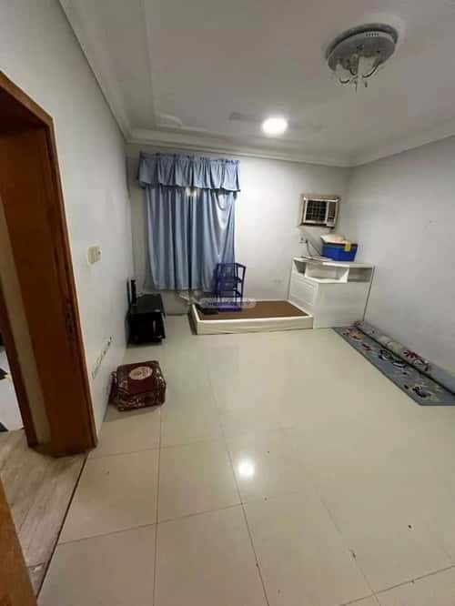 فيلا 999 متر مربع شمالية غربية على شارع 20م الفيصلية، الدمام