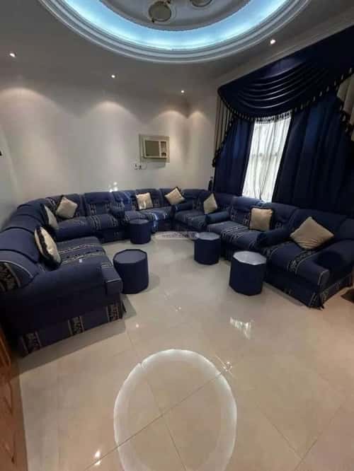 Villa 999 SQM Facing North West on 20m Width Street Al Fysalyah, Aldammam