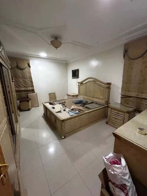 فيلا 999 متر مربع شمالية غربية على شارع 20م الفيصلية، الدمام