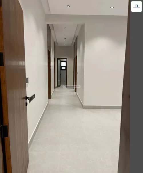Apartment with 4 Bedrooms Al-Marwah, South Riyadh, Riyadh