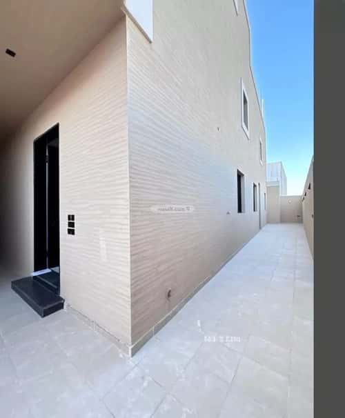 Floor 210 SQM with 4 Bedrooms Al Bayan, East Riyadh, Riyadh
