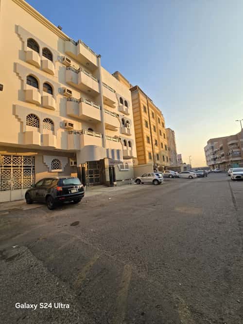 عمارة 514 متر مربع ب 4 أدوار واجهة جنوبية النزلة اليمانية، جنوب جدة، جدة