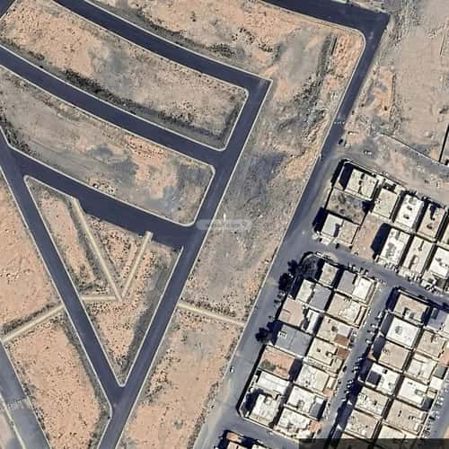 أرض 617 متر مربع شمالية على شارع 15م الواسط، الطائف