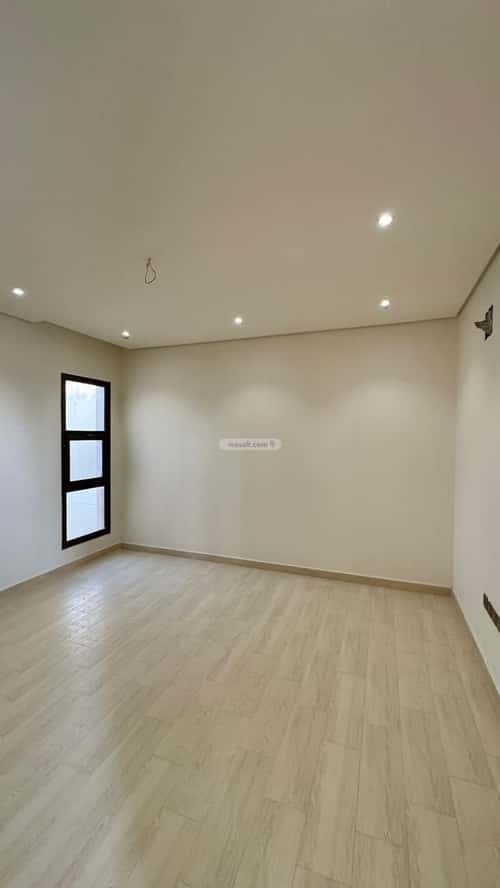 فيلا 466 متر مربع جنوبية على شارع 20م البحر، الخبر