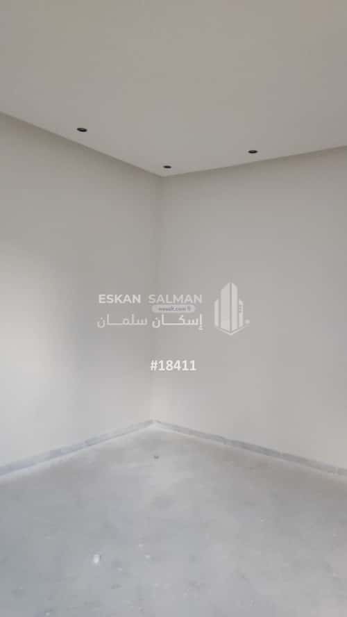 فيلا 233 متر مربع شرقية على شارع 20م عكاظ، جنوب الرياض، الرياض