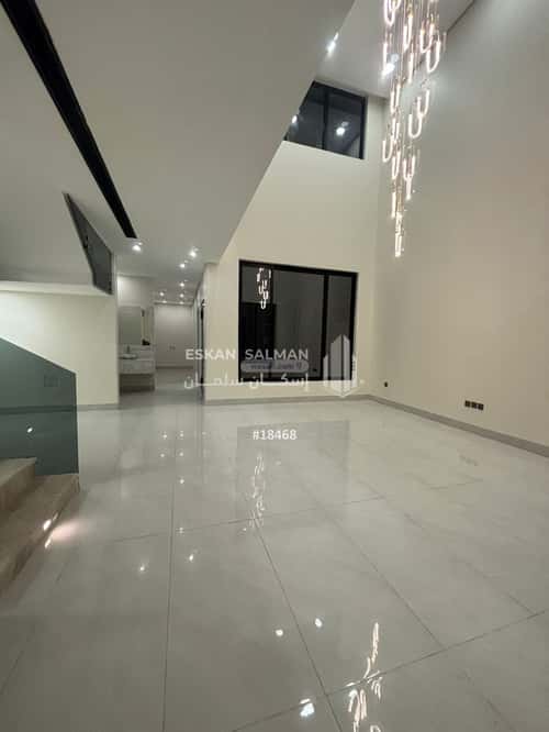 فيلا 375 متر مربع شمالية على شارع 60م السيف، الدمام