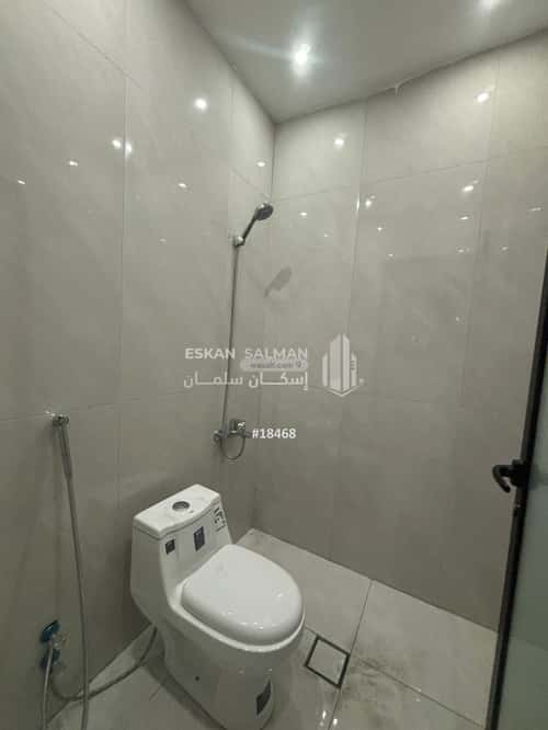 فيلا 375 متر مربع شمالية على شارع 60م السيف، الدمام