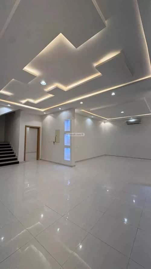 Villa 372 SQM Facing South with 5 Bedrooms Ar-Rimal, East Riyadh, Riyadh