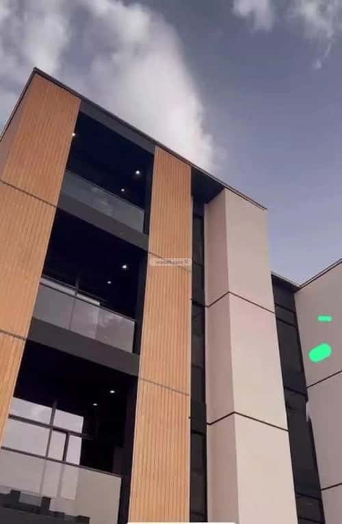 Apartment with 3 Bedrooms Al-Qairawan, North Riyadh, Riyadh