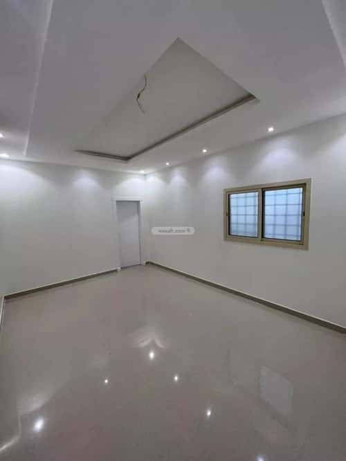 فيلا 200 متر مربع شرقية على شارع 20م القيروان، شمال الرياض، الرياض