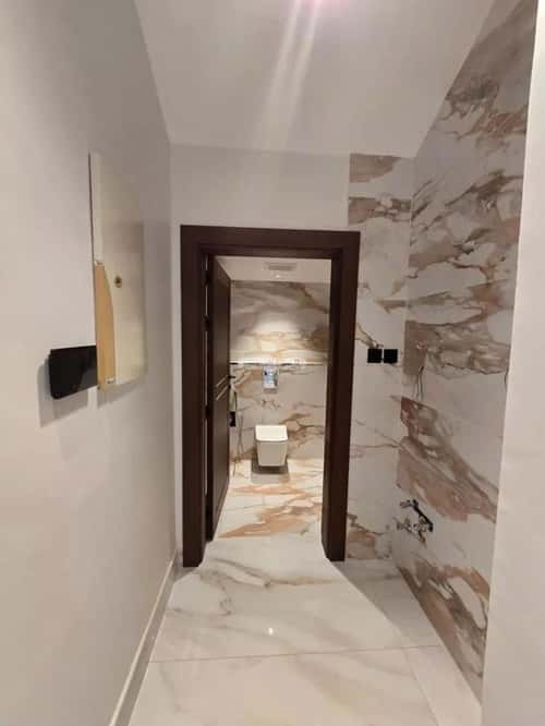 فيلا 335 متر مربع شرقية على شارع 15م العارض، شمال الرياض، الرياض