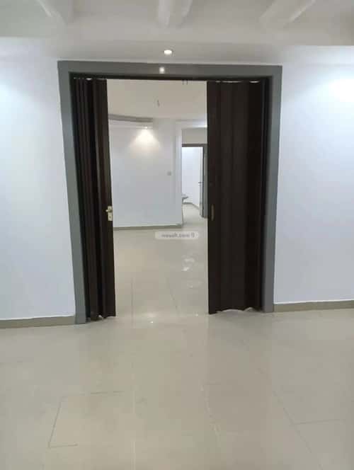 فيلا 390 متر مربع شمالية على شارع 15م الياسمين، شمال الرياض، الرياض