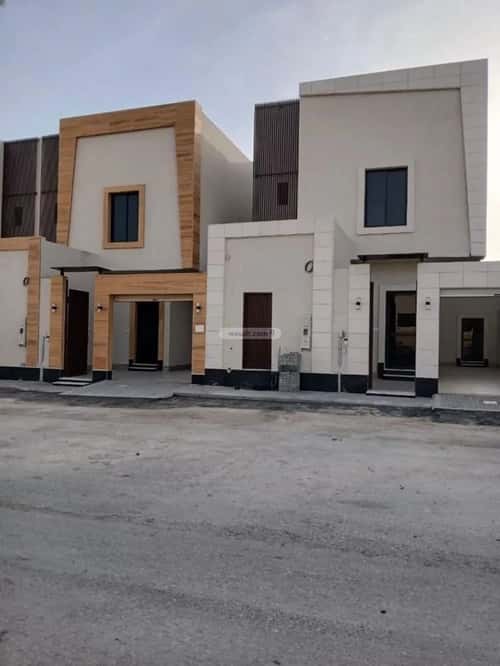 فيلا 300 متر مربع شرقية على شارع 15م القيروان، شمال الرياض، الرياض