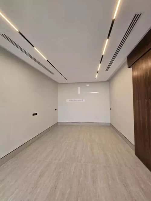 فيلا 250 متر مربع شمالية على شارع 15م النرجس، شمال الرياض، الرياض