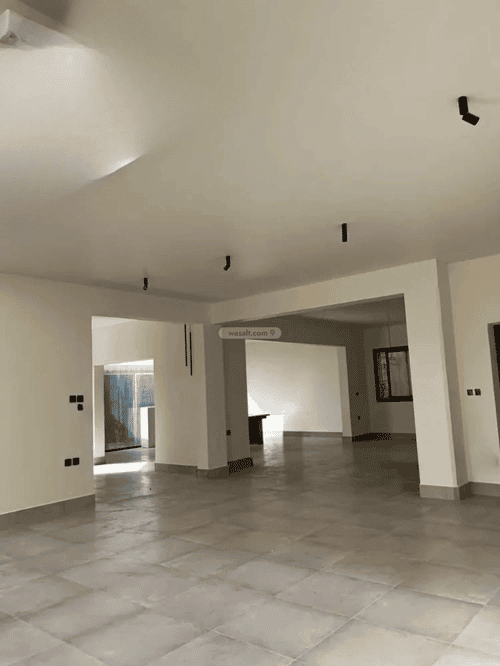 فيلا 625 متر مربع شمالية غربية على شارع 15م السعادة، شرق الرياض، الرياض