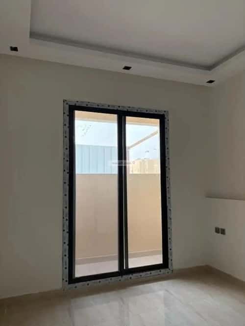 Building 896 SQM Facing East King Faisal, East Riyadh, Riyadh