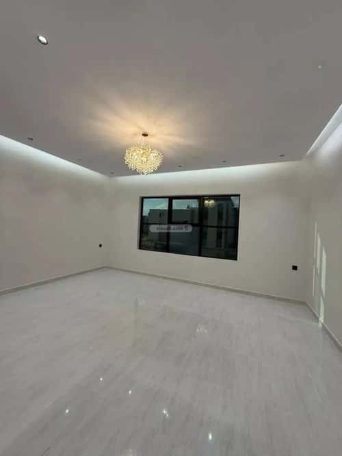 شقة ب 7 غرف المعلاة، أحد رفيدة