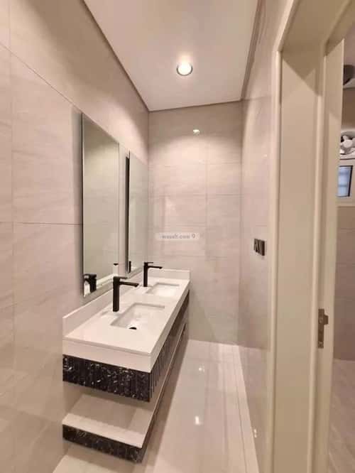 شقة ب 7 غرف المعلاة، أحد رفيدة