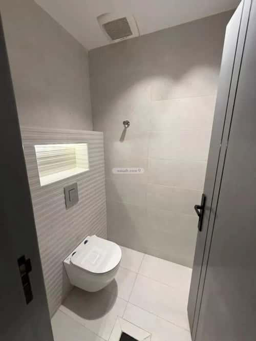 شقة ب 6 غرف المعارض، خميس مشيط