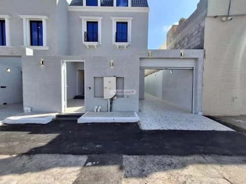 Apartment with 6 Bedrooms Al Zahoor, Abha