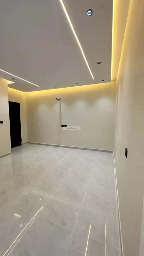 فيلا 358 متر مربع غربية على شارع 15م الرحاب، الطائف