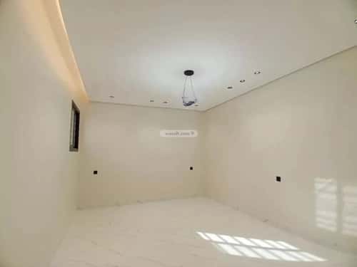 شقة ب 8 غرف المعلاة، أحد رفيدة