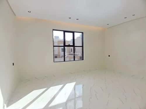 شقة ب 8 غرف المعلاة، أحد رفيدة