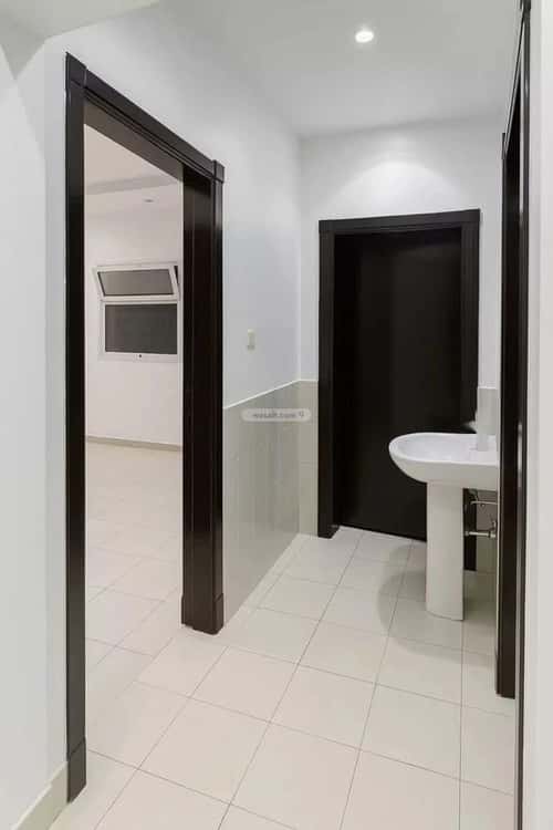 Floor 375 SQM with 4 Bedrooms Hitteen, North Riyadh, Riyadh